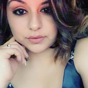 Meet your Posher, Mireya